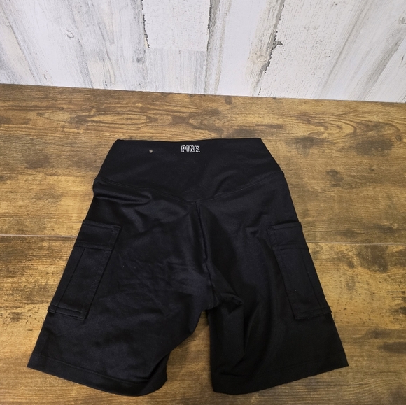 Pink VS active black shorts with pockets women's size XS - Picture 3 of 9
